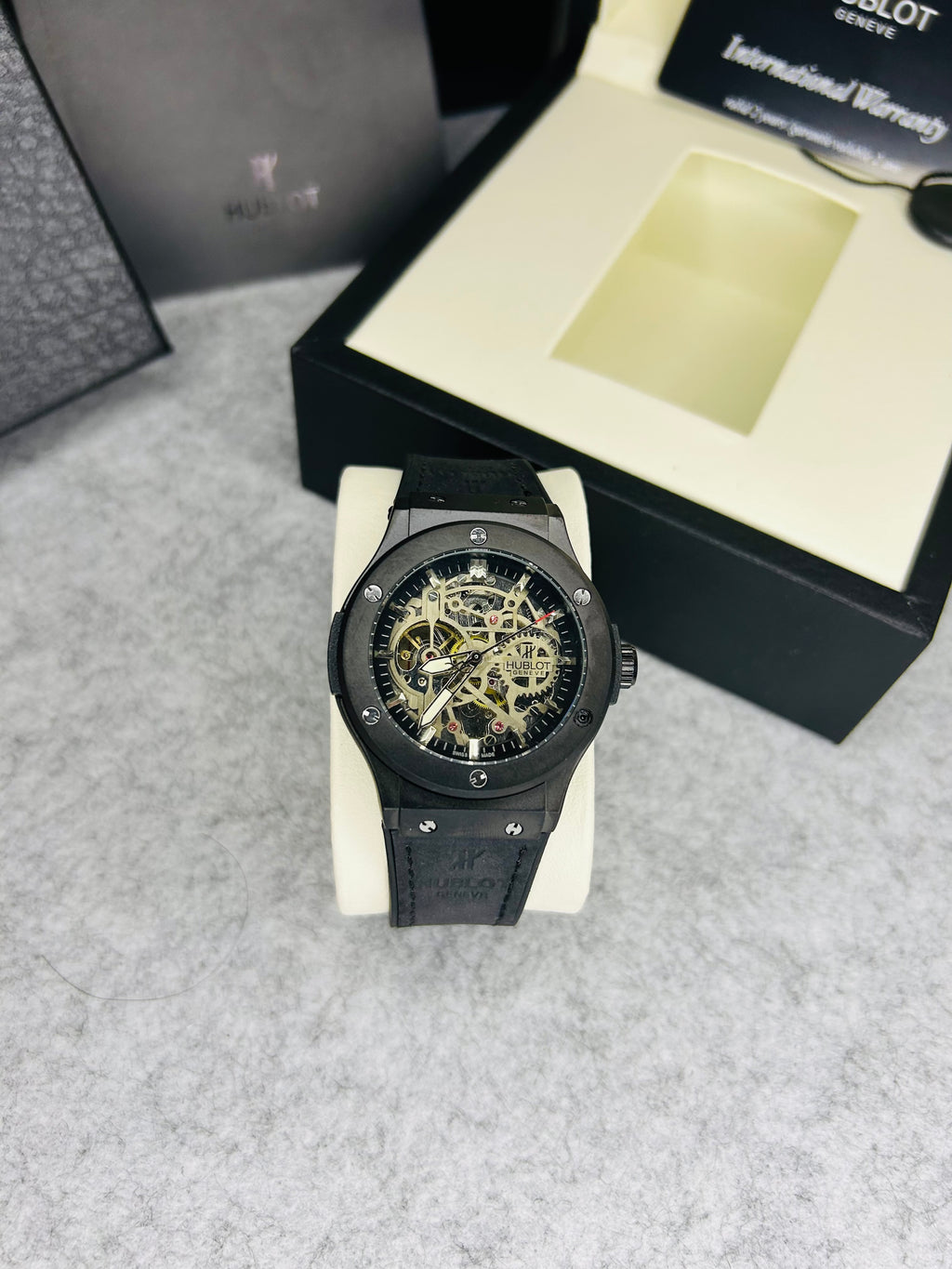 HBLT Classic Men’s Automatic Watch – Model 281H With Luxury Hublot Box